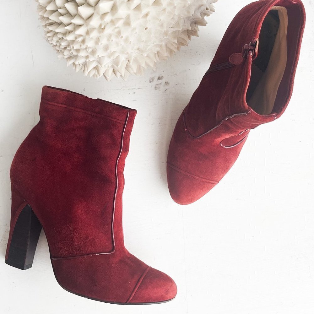 Cole Haan Rust Suede Almond Toe Cap Toe Ankle Boot D22838, Size: 8B - Picture 2 of 14